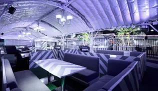 LUXURY LAND（ソファ席）